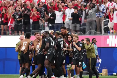 بتأهله إلى دور الـ16.. منتخب كندا يحقق إنجازًا مزدوجًا في كأس العالم